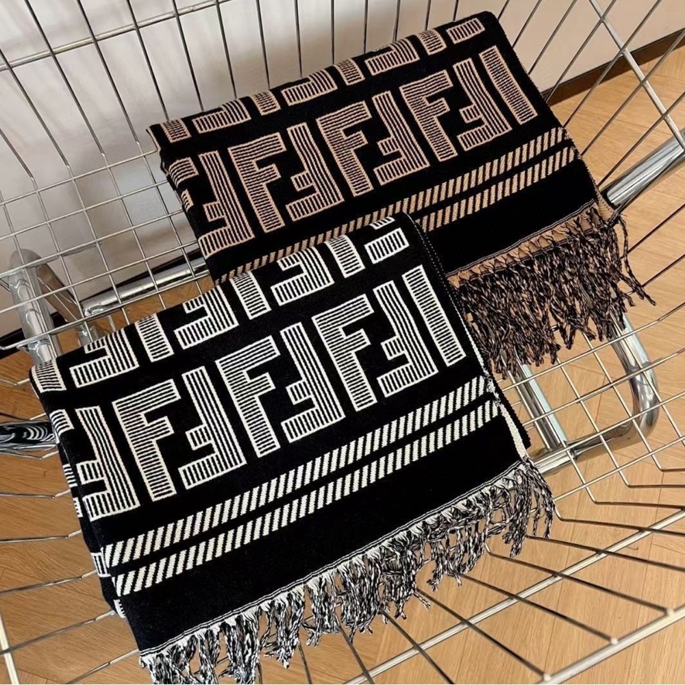 Beautiful Winter ❄️ FF Scarves - Picture 2 of 6